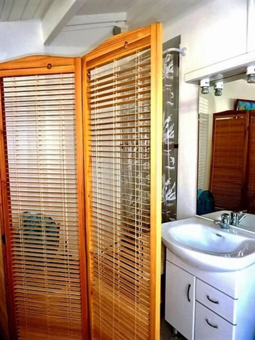 Fotografie 7: T3, piscine, Plages et commerces à pieds sur la Marina