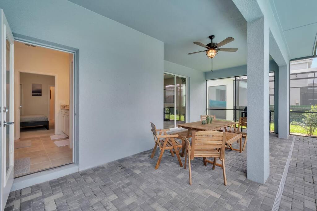 Bilde 10: Pool, Family-friendly - World Class, Modern Home