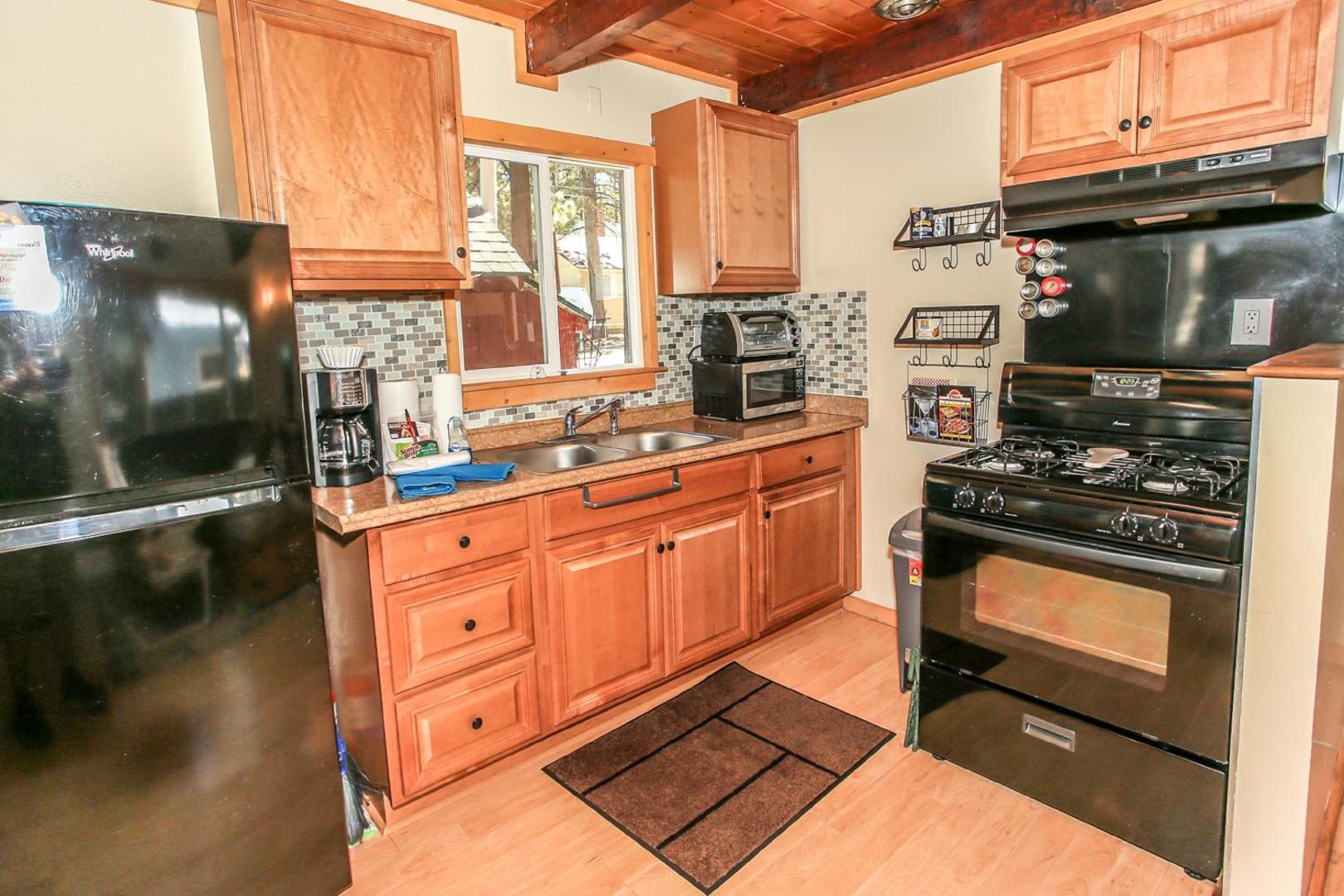 Billede 6: Cottage in the Pines - Great place to stay and close to everything! With Slope views!