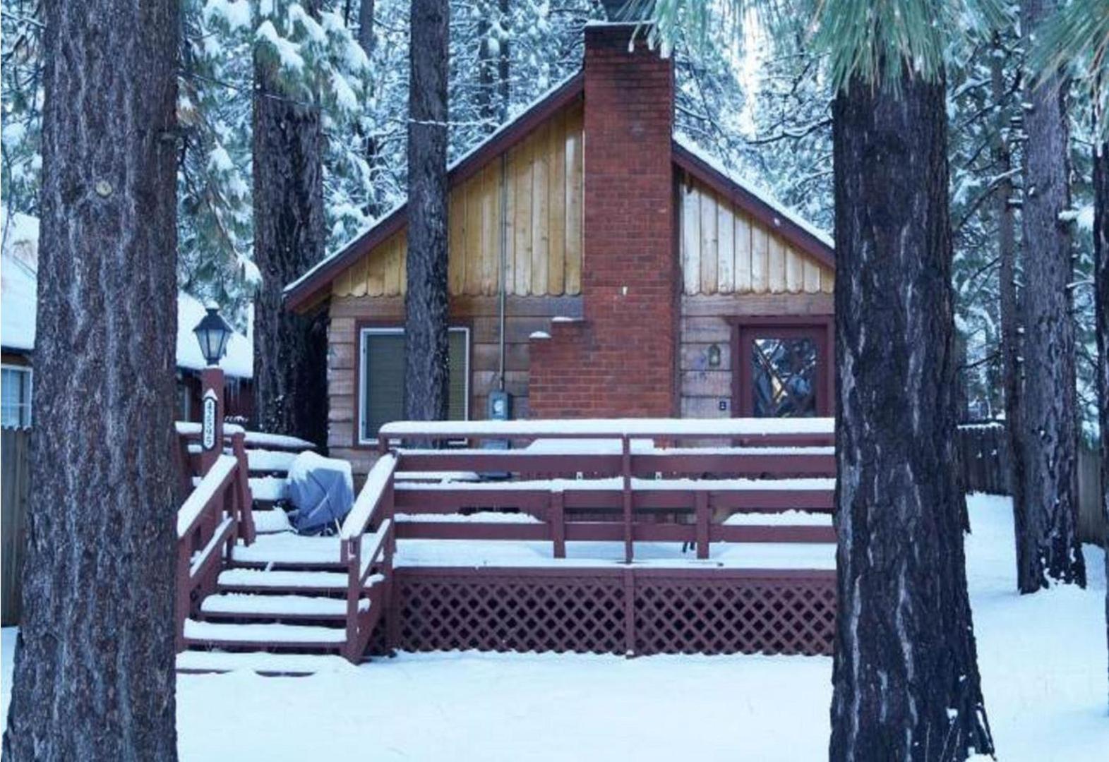 Billede 9: Cottage in the Pines - Great place to stay and close to everything! With Slope views!