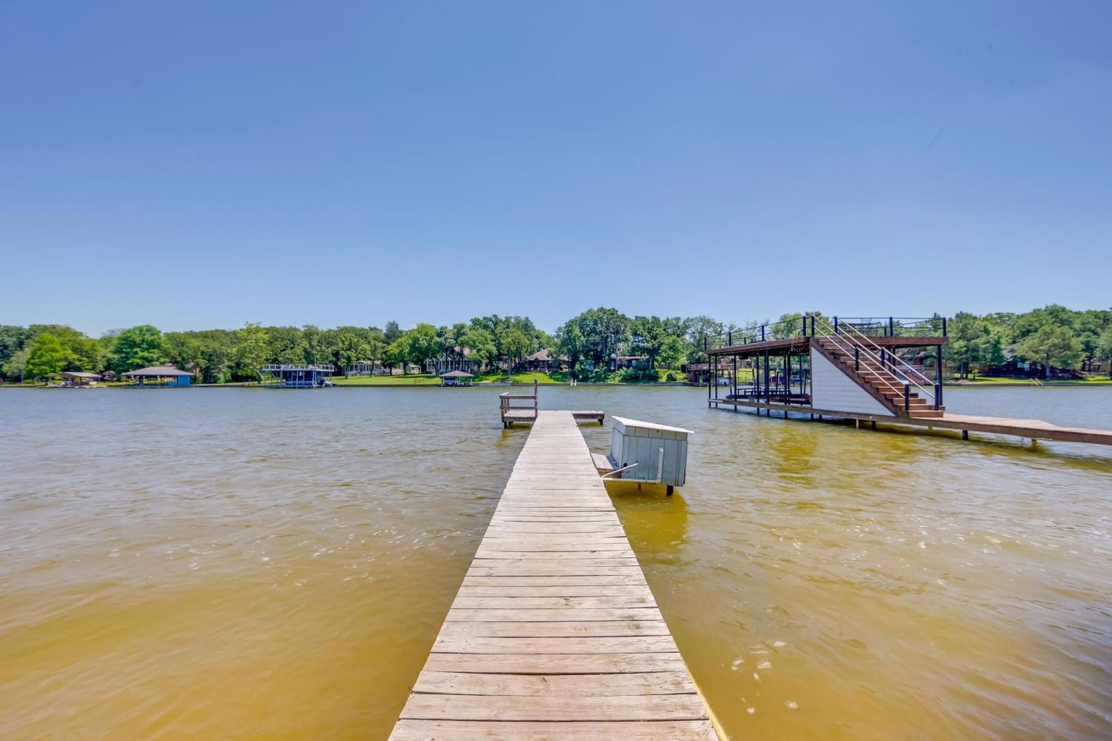Bild 2: Dock, Deck and Kayaks Home on Cedar Creek Reservoir