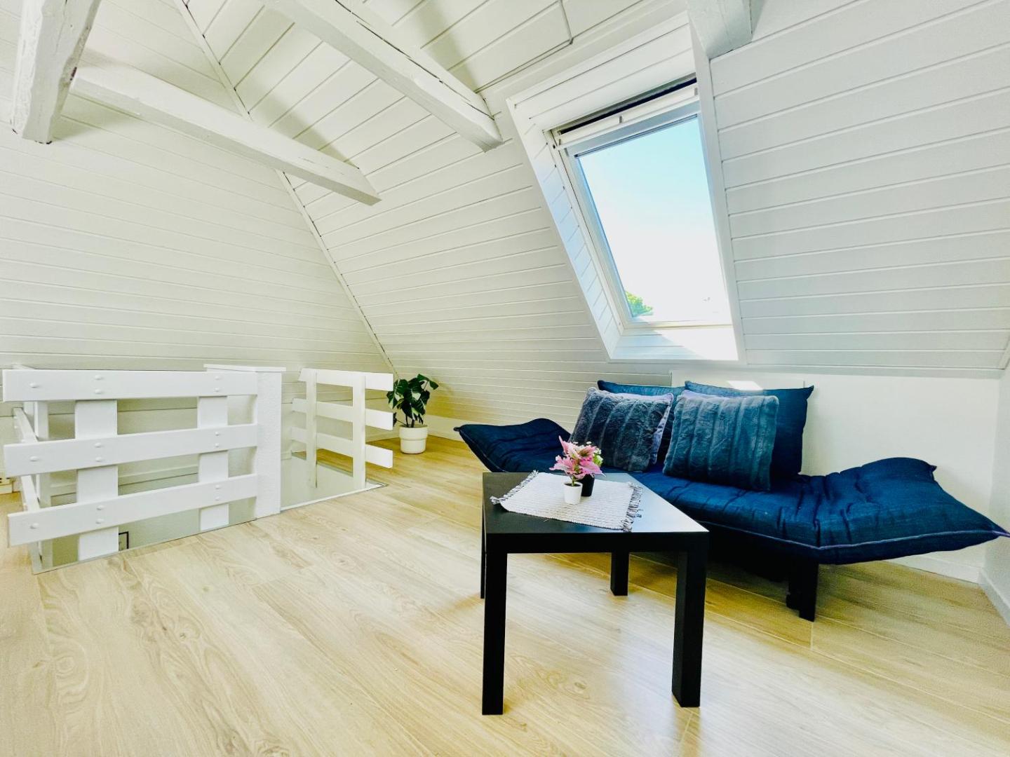 Bilde 8: aday - Modern 2 Bedroom Charming Central Apartment with Public Parking