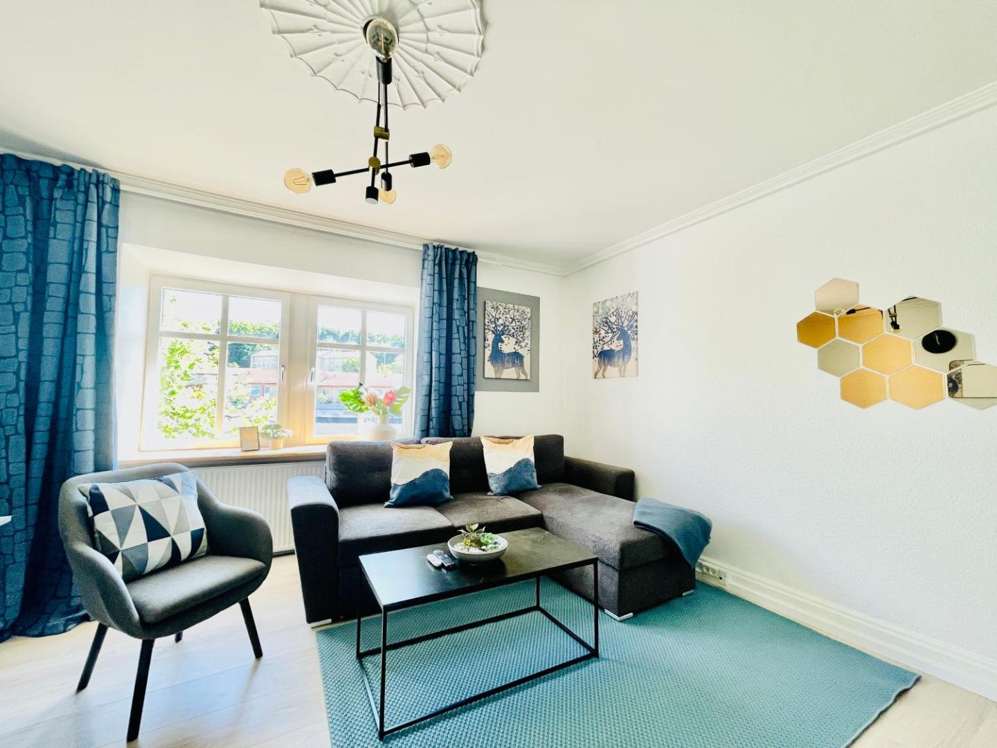 Bilde 4: aday - Modern 2 Bedroom Charming Central Apartment with Public Parking