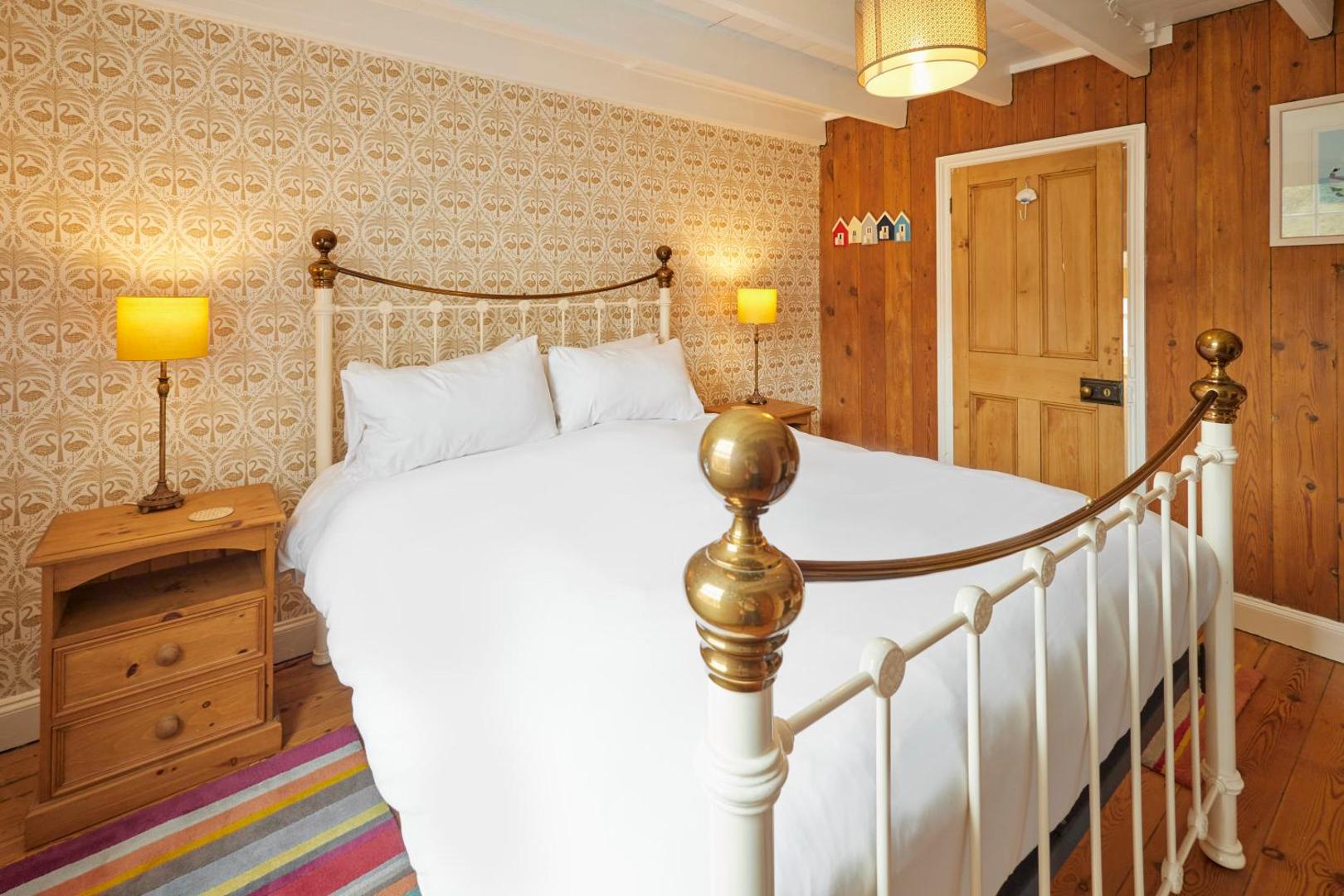 Host & Stay - Hampdon Cottage photo 10