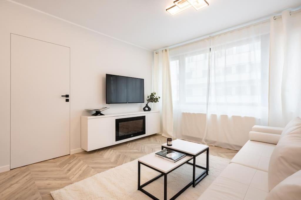 Billede 10: Mellow - Calea Victoriei - 2BR Luxury Apartment