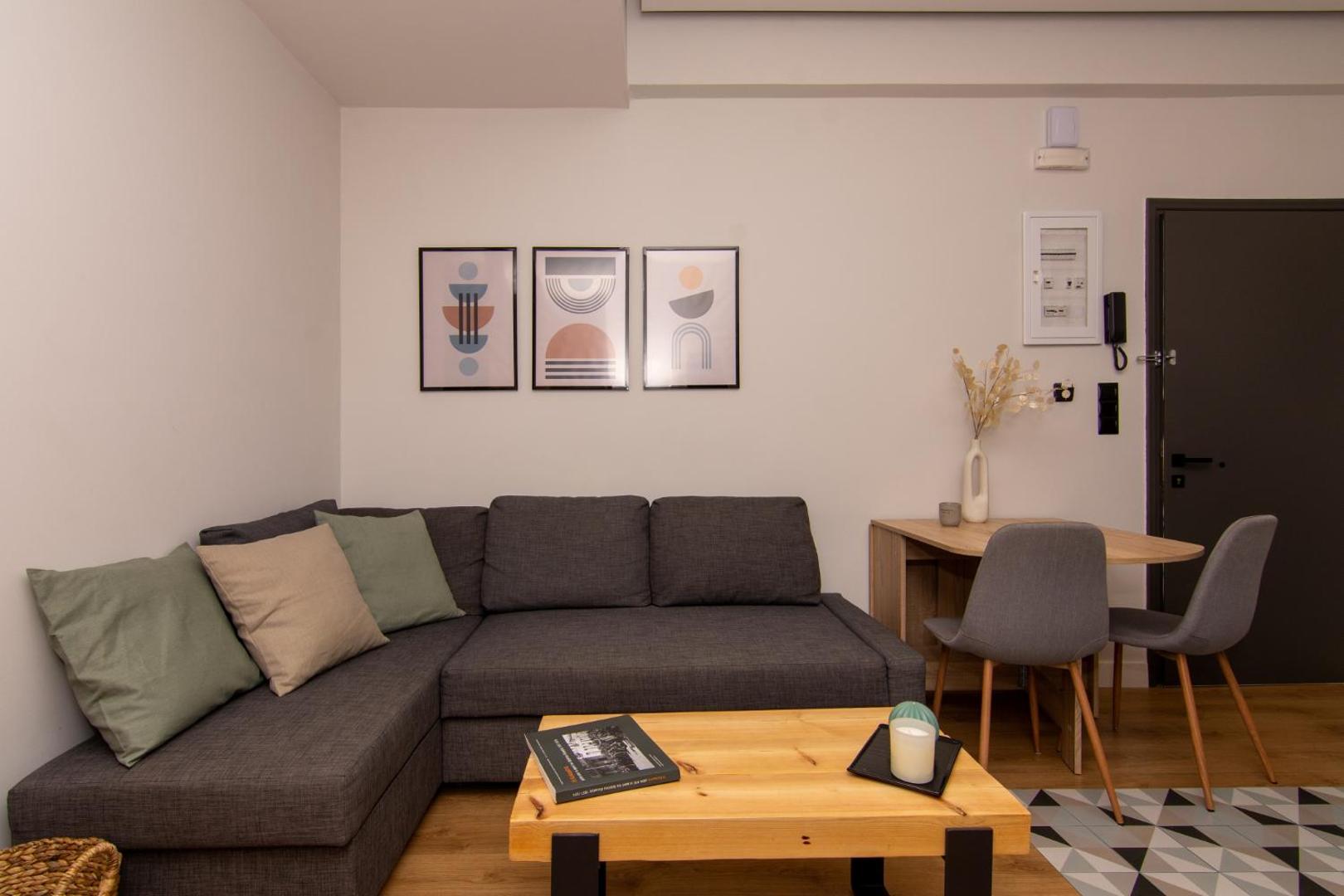 Photo 6 : STUDIO 48, COZY APARTMENT IN KALAMATA CITY CENTER