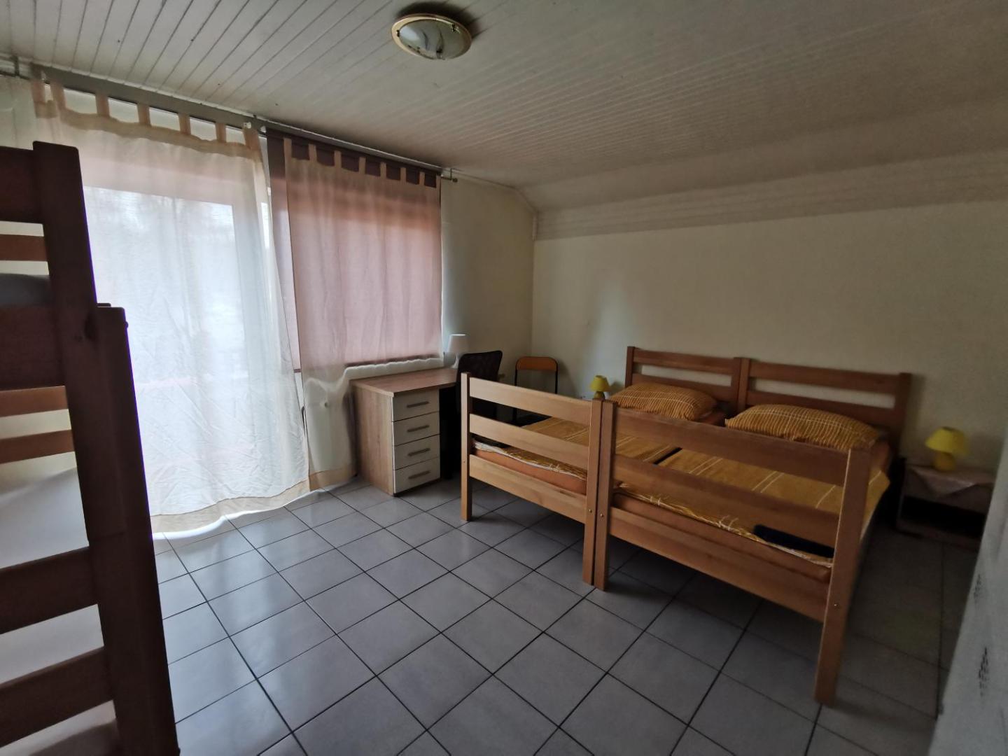 Kuva 3: Bed & Breakfast LakeBled House
