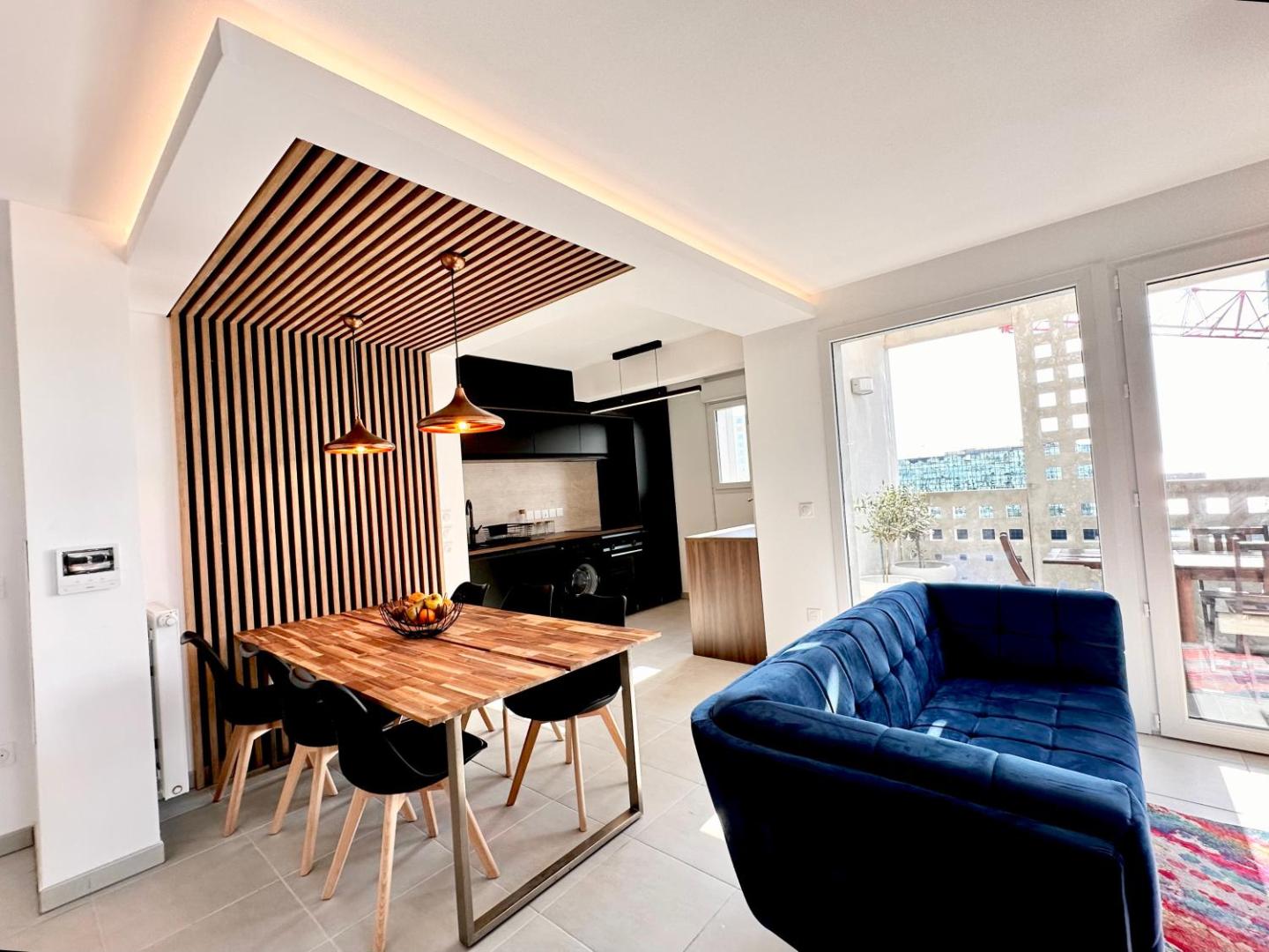Kuva 7: Duplex - Vue Mer exceptionnelle - Quartier Euromed-avec Box