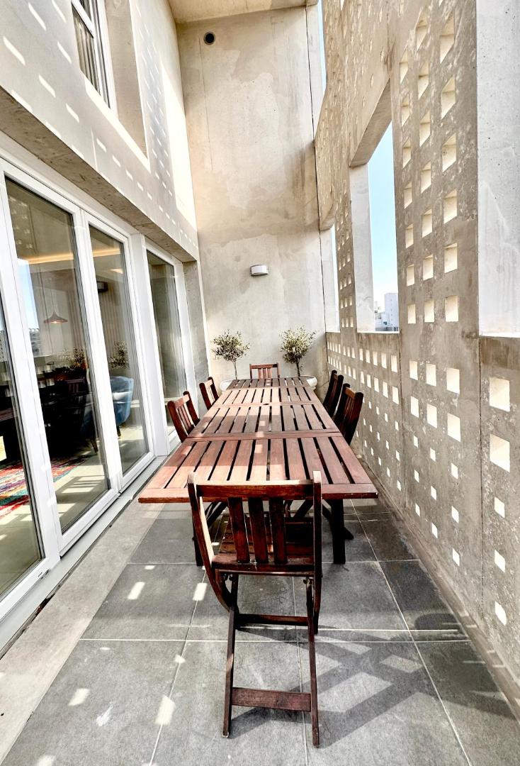 Kuva 10: Duplex - Vue Mer exceptionnelle - Quartier Euromed-avec Box