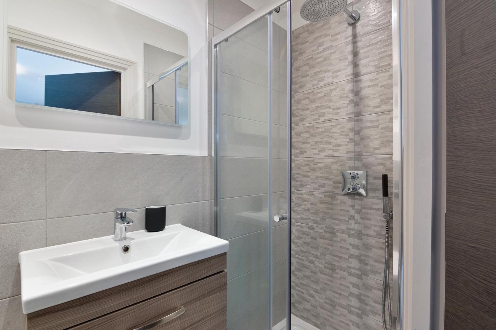 Spacious, 3 bedroom, 2 bathroom, Surbitonの写真4