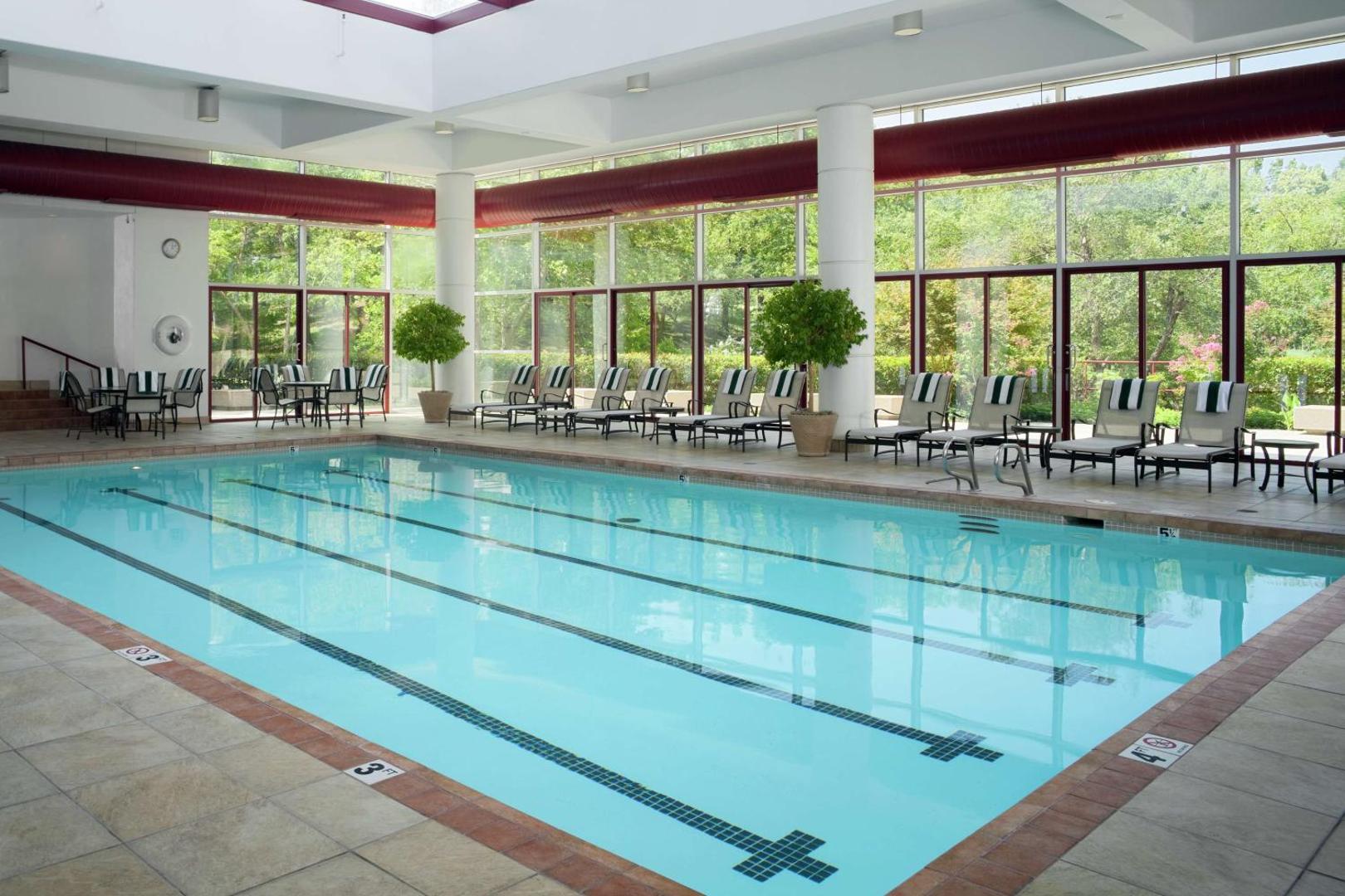 Фотография 4: DoubleTree by Hilton Tulsa - Warren Place
