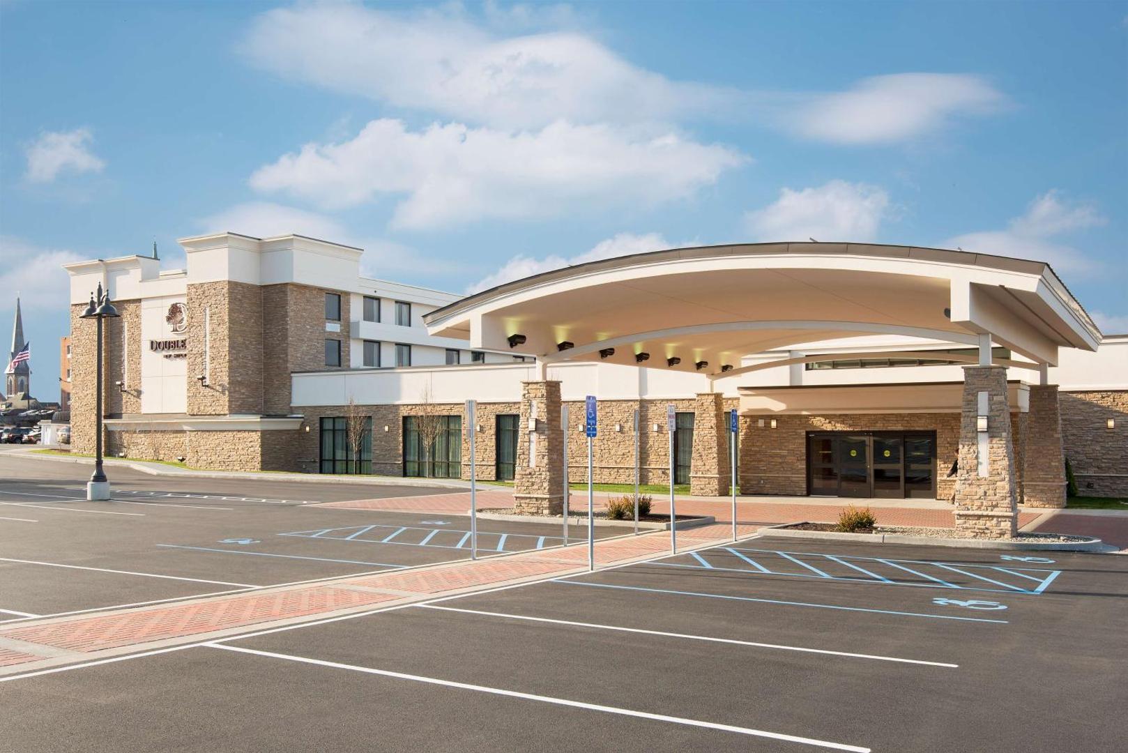 Foto 2: DoubleTree by Hilton Schenectady
