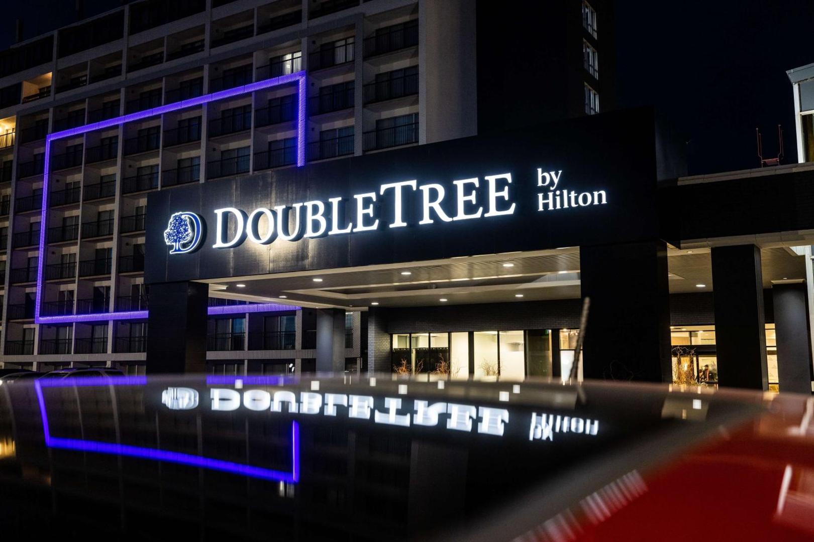 Kuva 3: DoubleTree by Hilton Calgary North