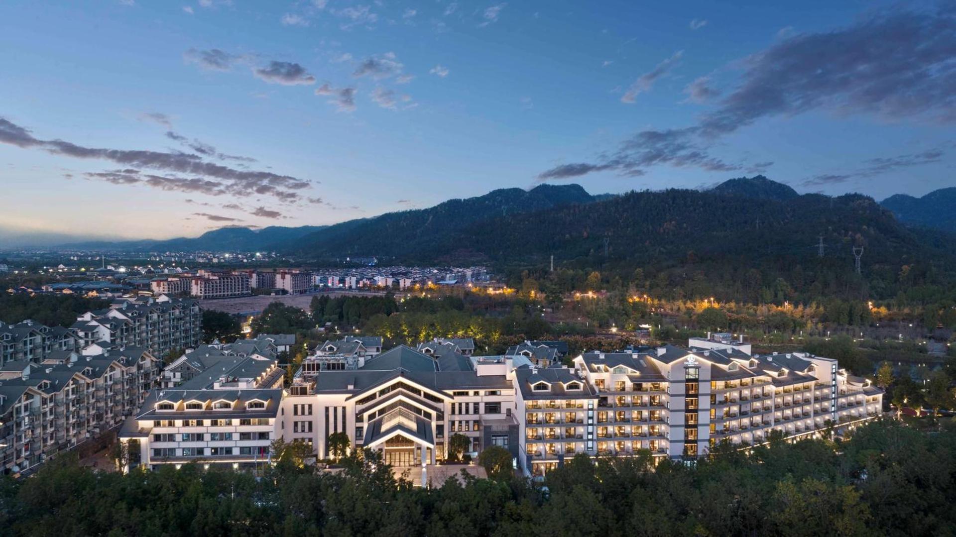 Photo 2 : Doubletree By Hilton Taizhou Shenxianju