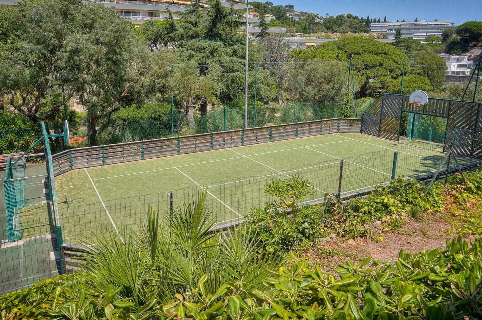 Foto 4: Moha - Piscine - Tennis - Parking - VCA