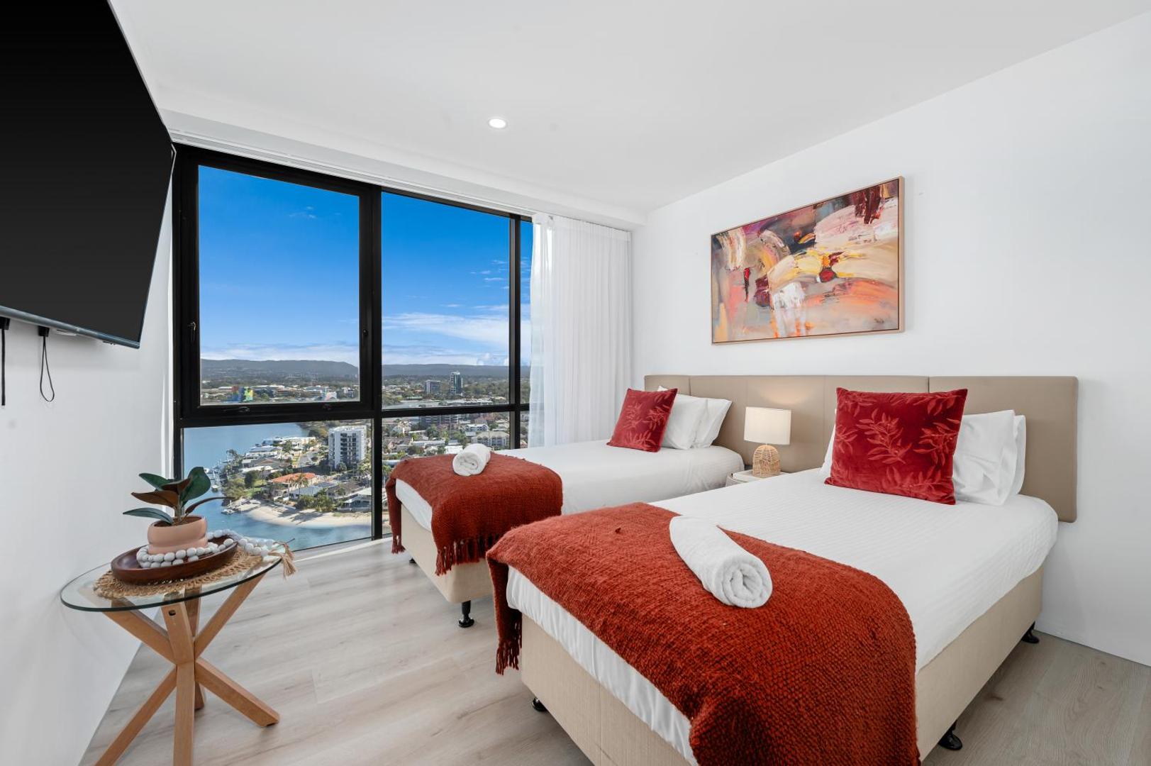 Kuva 6: Circle on Cavill Contemporary Luxury and Spacious Three Bedroom Apartment