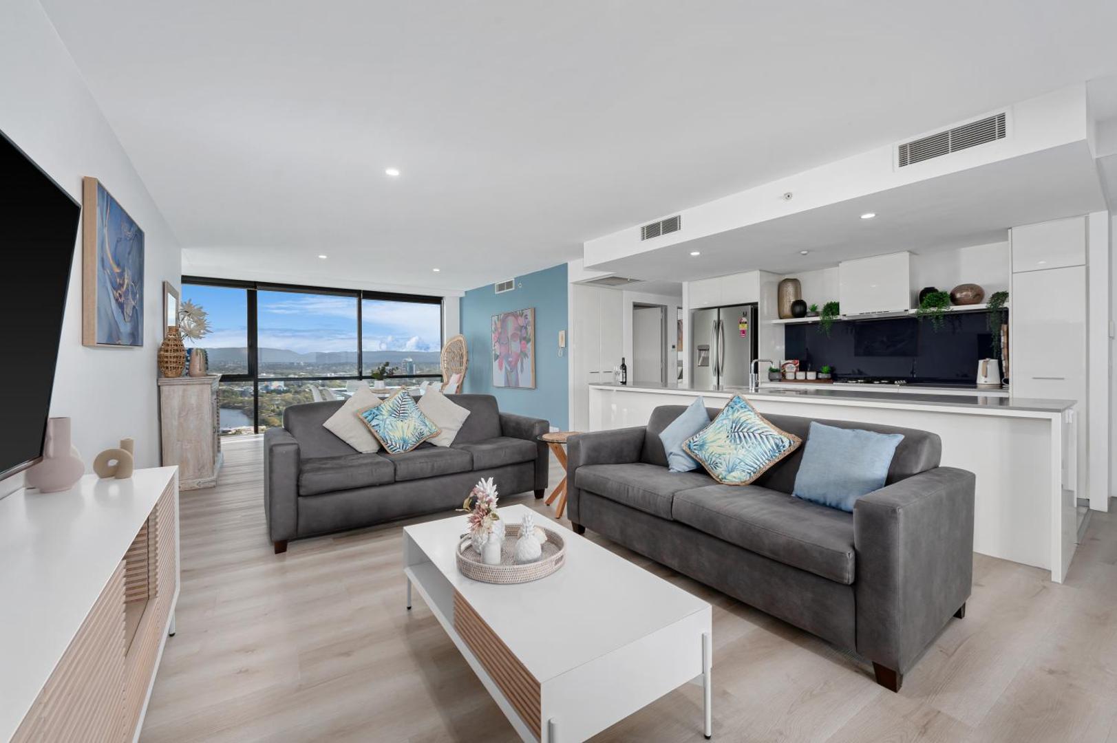 Kuva 8: Circle on Cavill Contemporary Luxury and Spacious Three Bedroom Apartment