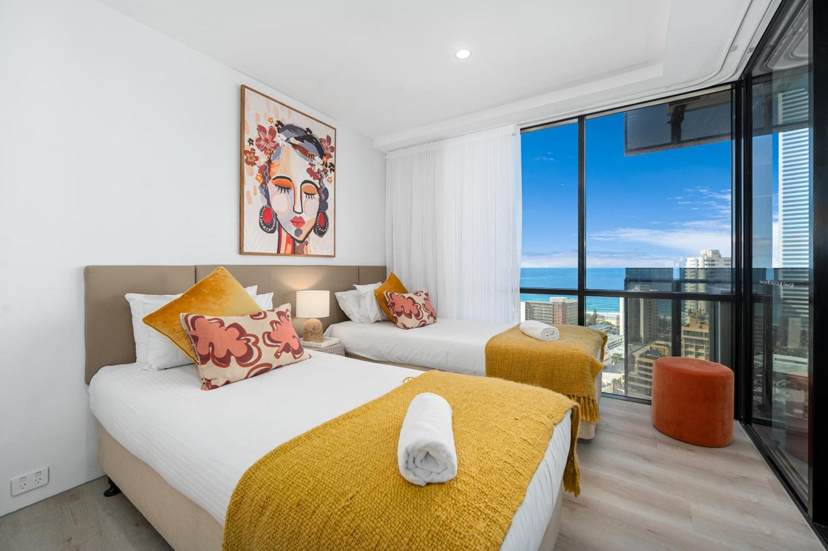 Kuva 5: Circle on Cavill Contemporary Luxury and Spacious Three Bedroom Apartment