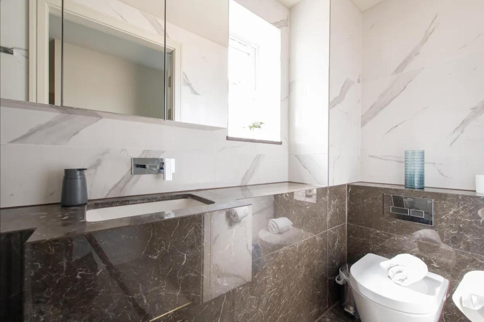 Photo 8 : 2BD, 2BA Urban Oasis CHCL F4