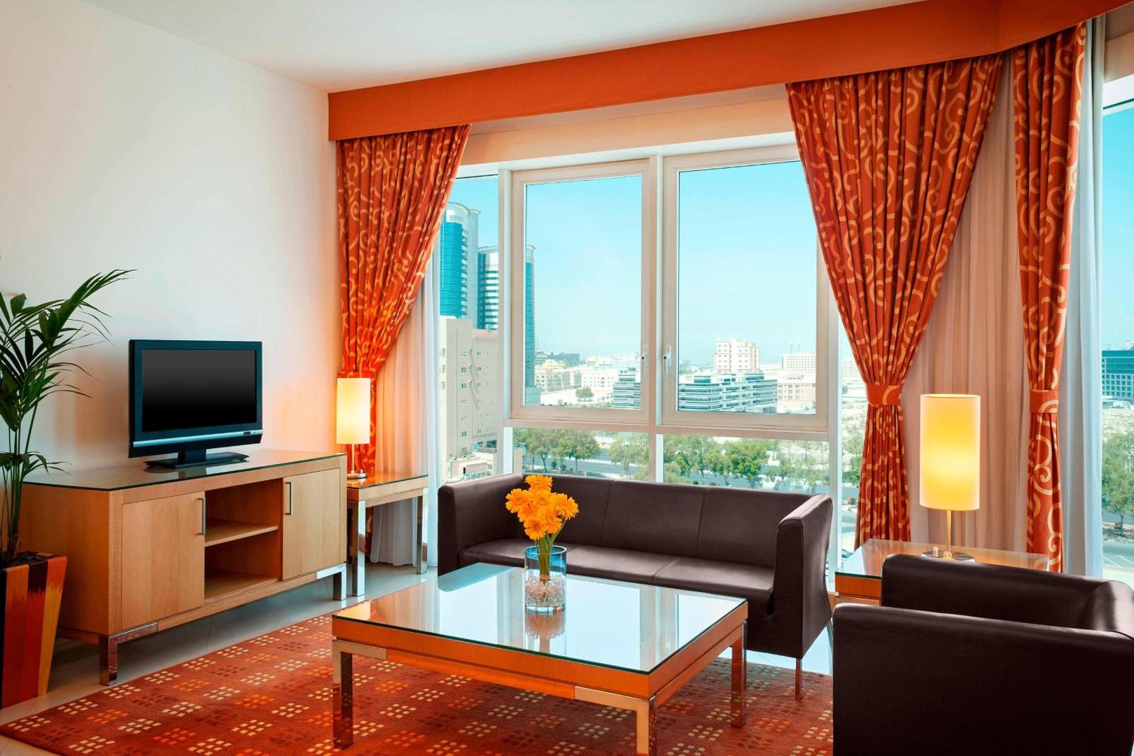 Foto 7: Four Points by Sheraton Bur Dubai