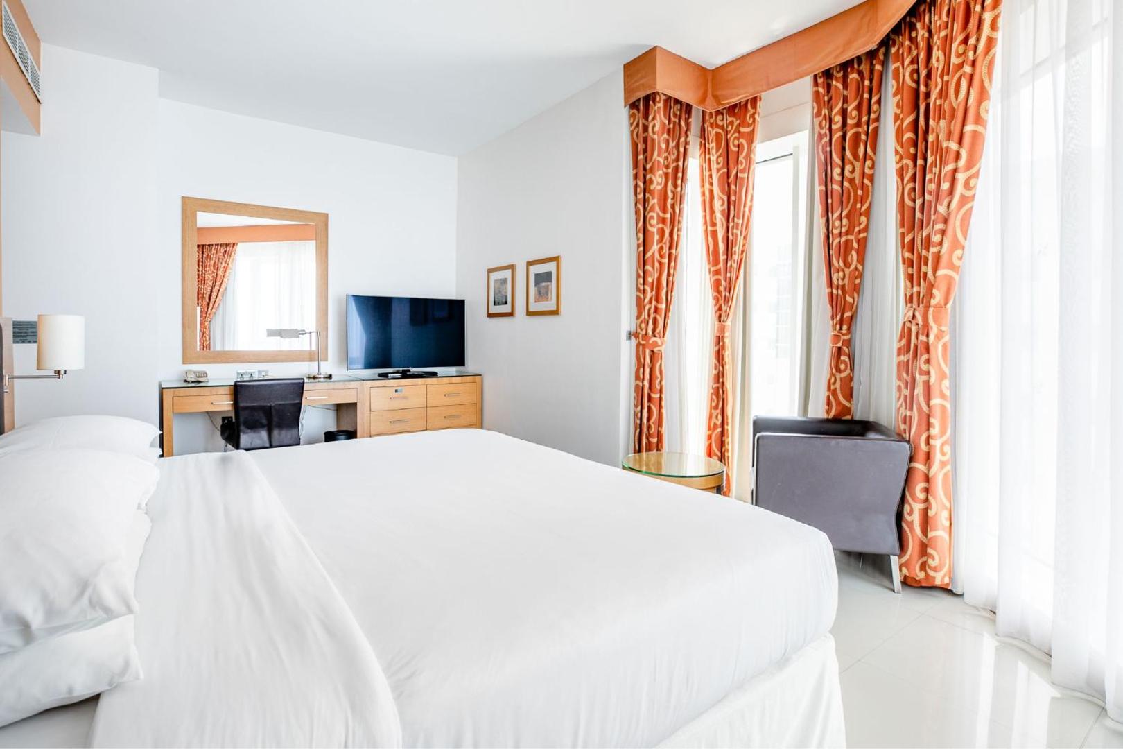 Foto 8: Four Points by Sheraton Bur Dubai