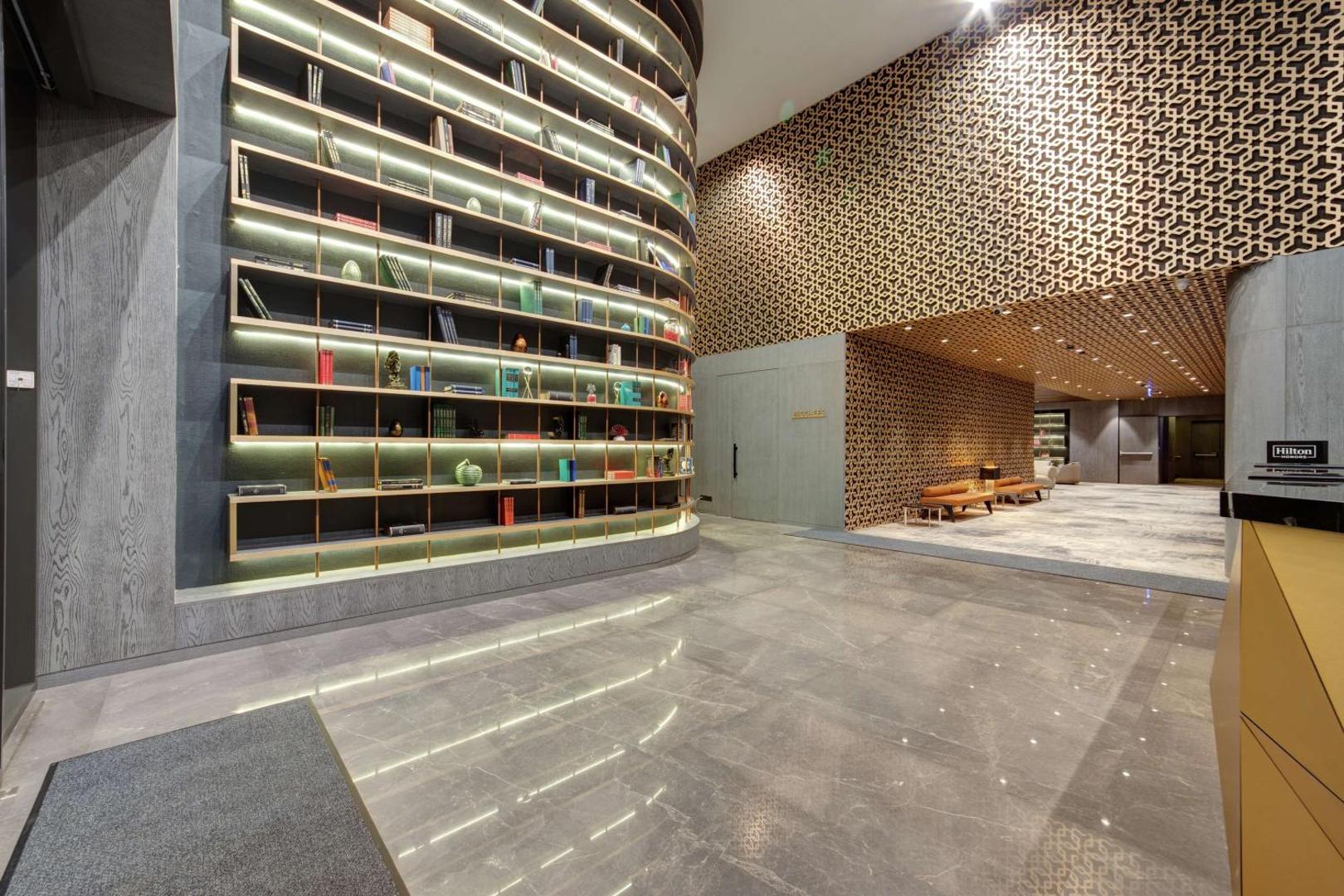 Kuva 8: DoubleTree by Hilton Adana