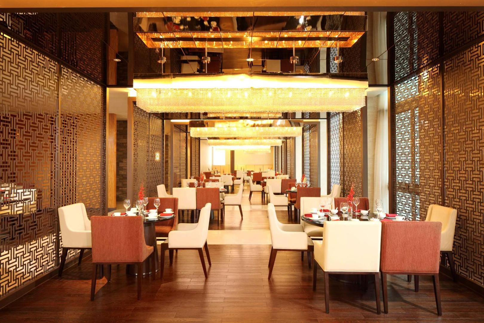 Фотография 8: DoubleTree by Hilton Hangzhou East