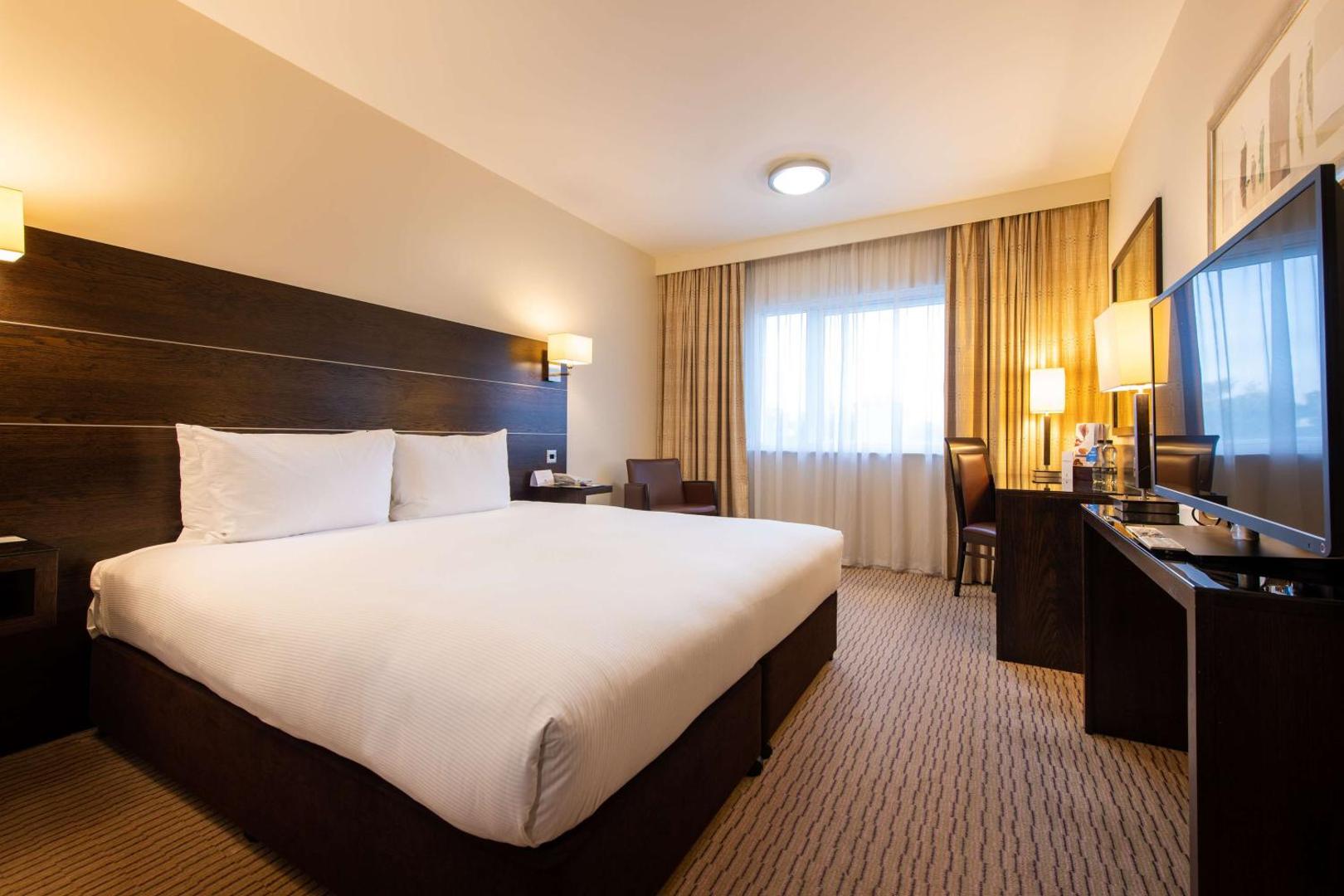 Bild 16: DoubleTree by Hilton London Heathrow Airport