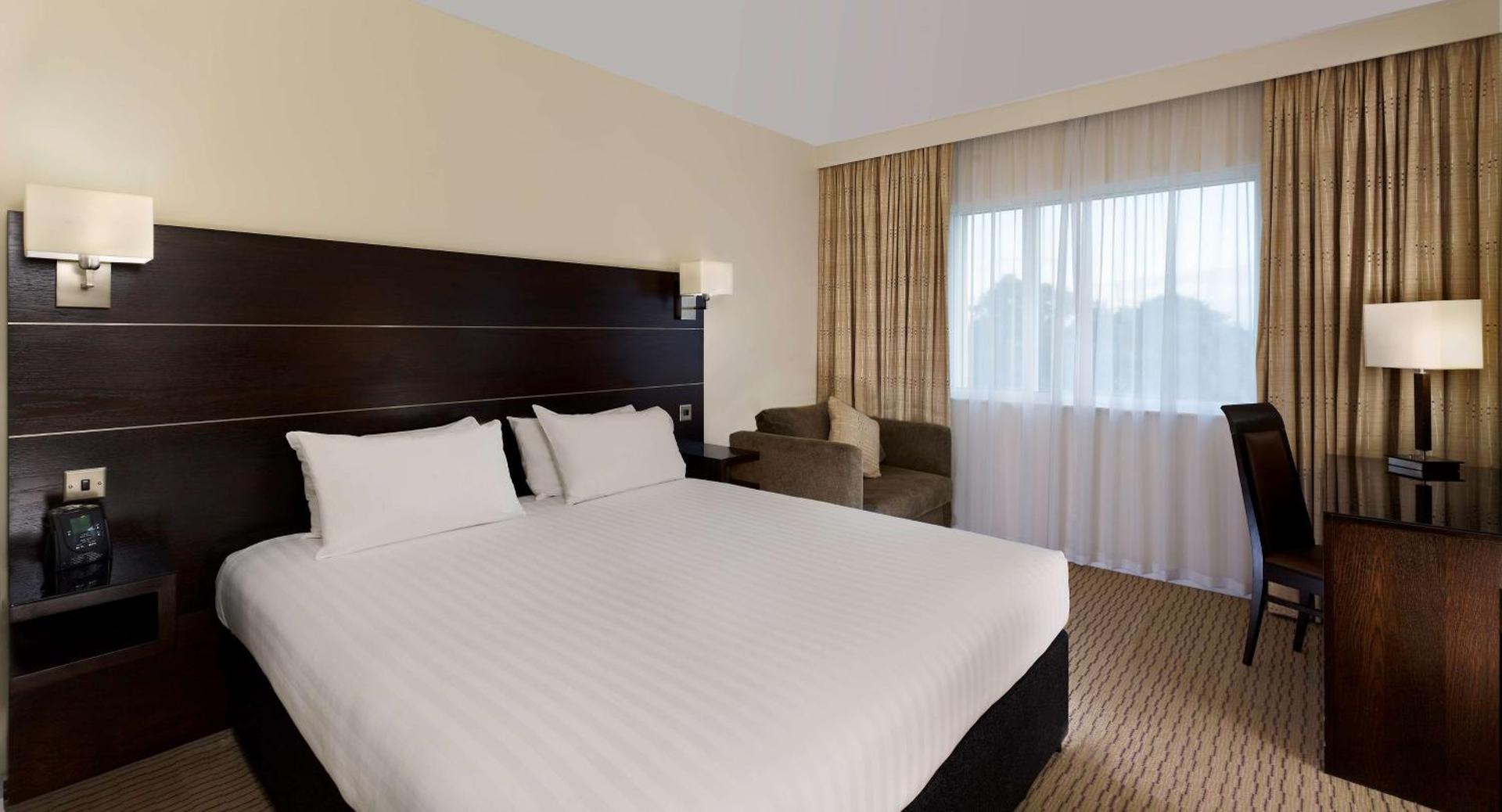 Bild 17: DoubleTree by Hilton London Heathrow Airport