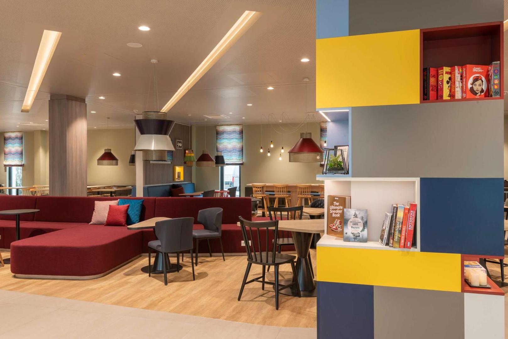 Фотография 7: Hampton By Hilton Munich City North