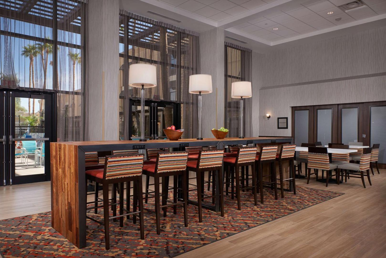 Kuva 8: Hampton Inn & Suites Scottsdale On Shea Blvd