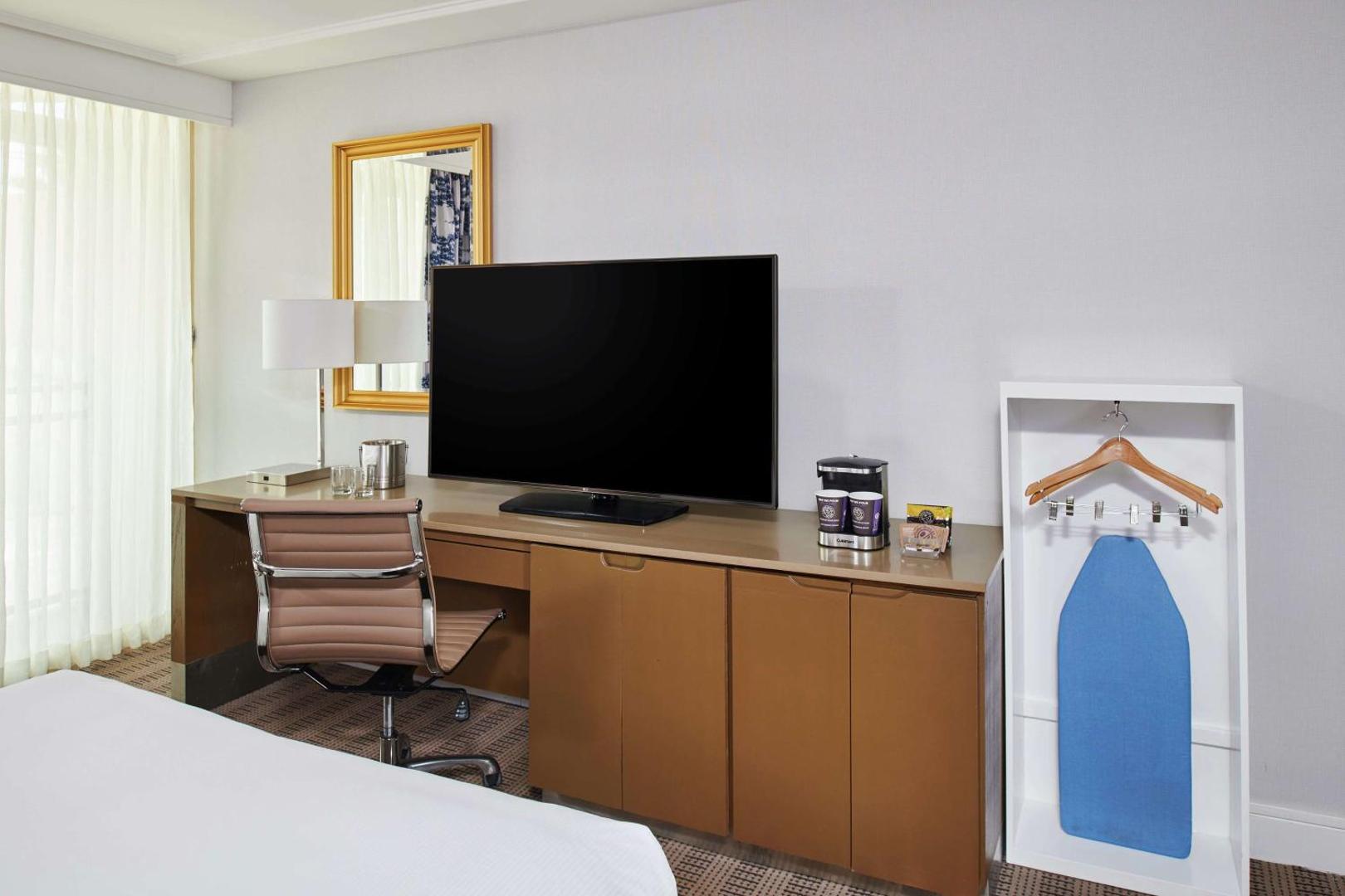 Foto 9: DoubleTree by Hilton Torrance - South Bay