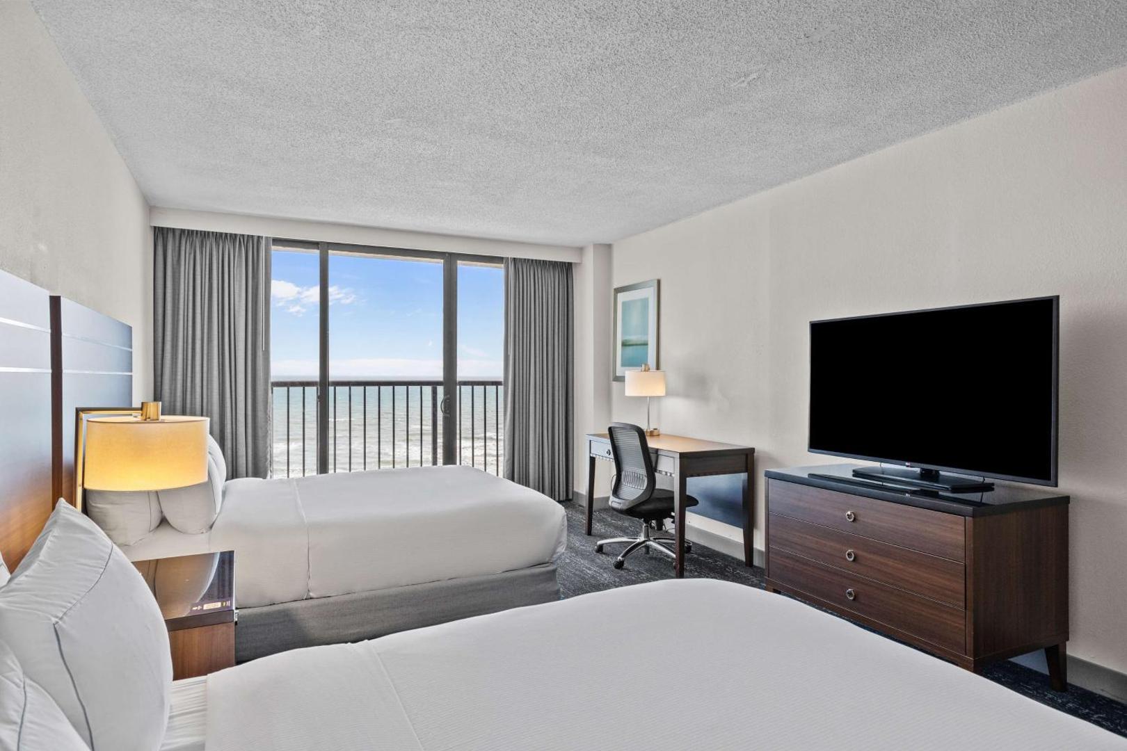 Foto 4: DoubleTree by Hilton Atlantic Beach Oceanfront