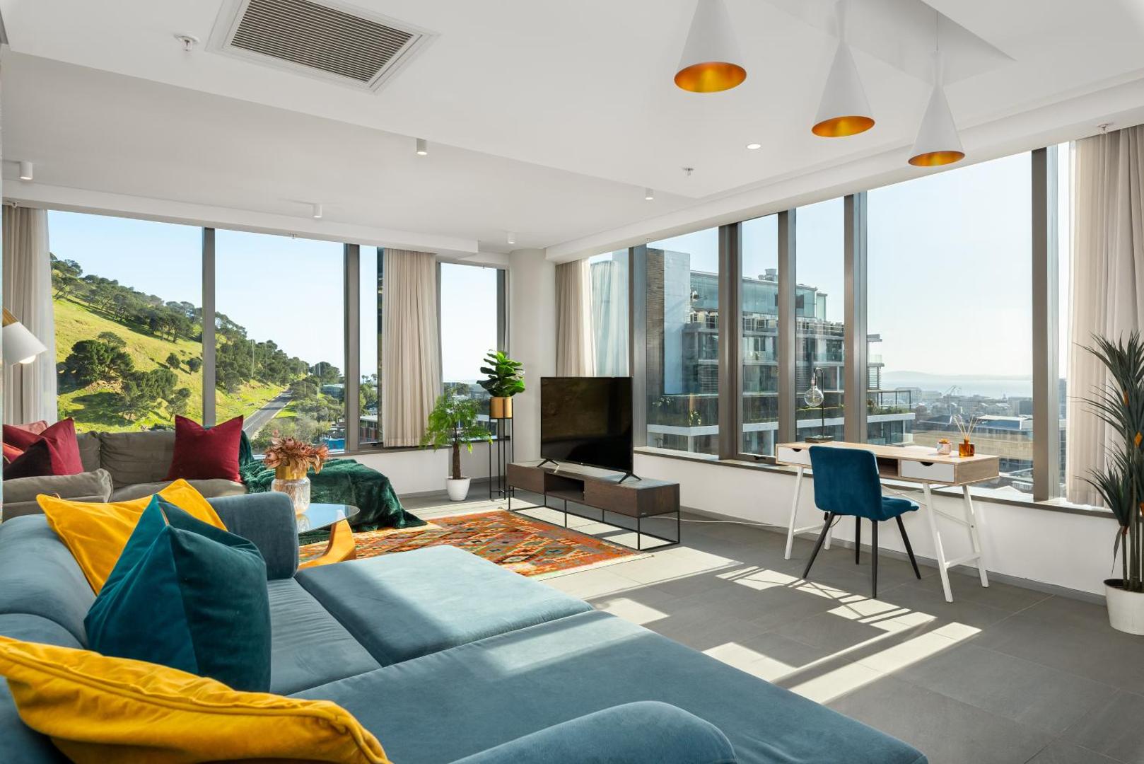 Fotografia 5: 117 on Strand Luxury Apartments