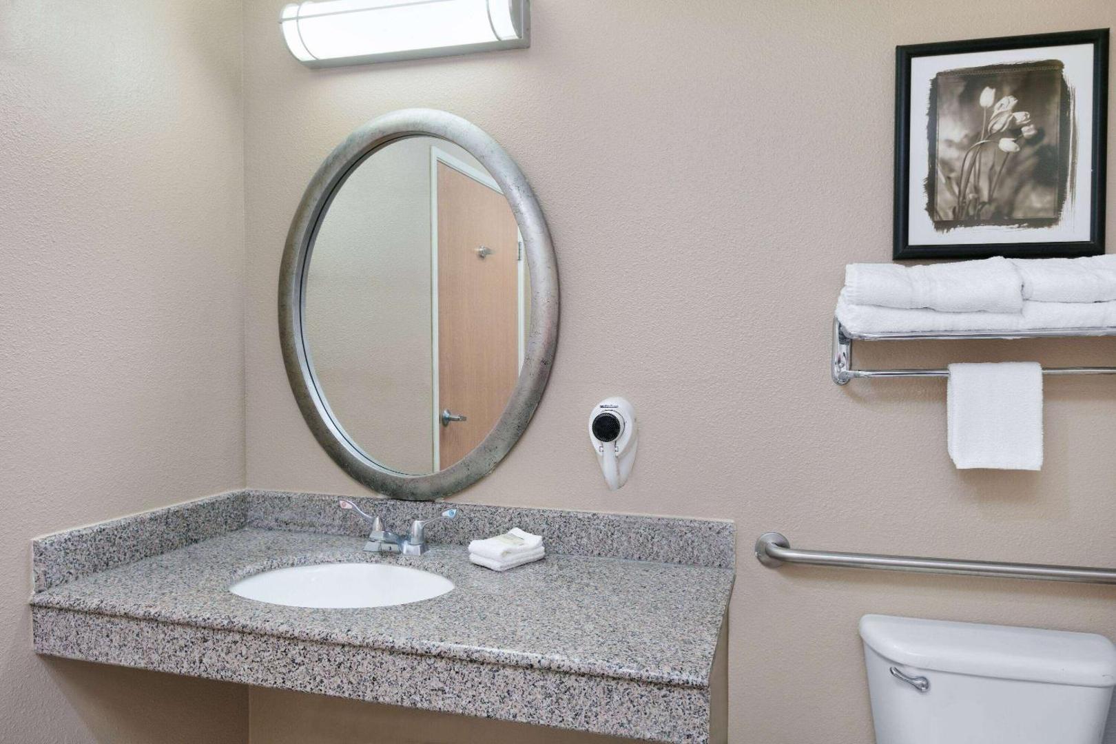 Bilde 10: Super 8 by Wyndham New Braunfels I-35