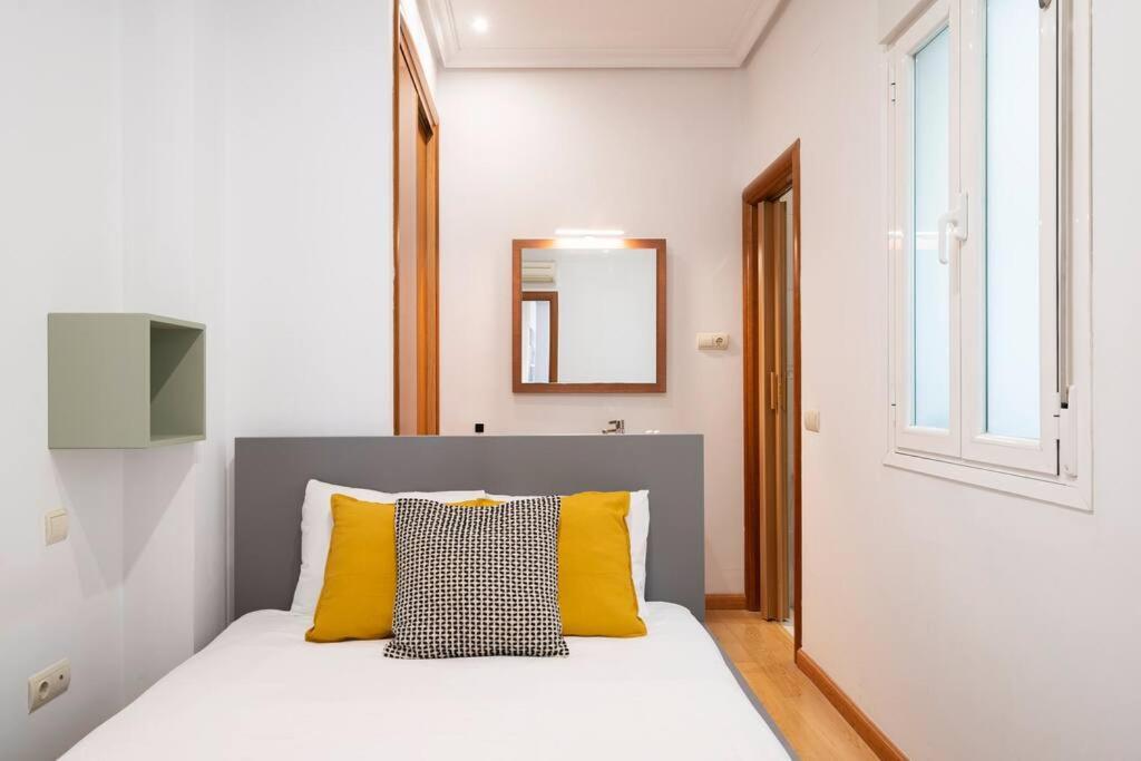 Φωτογραφία 5: Flat in Barrio de las Letras / Cervantes20