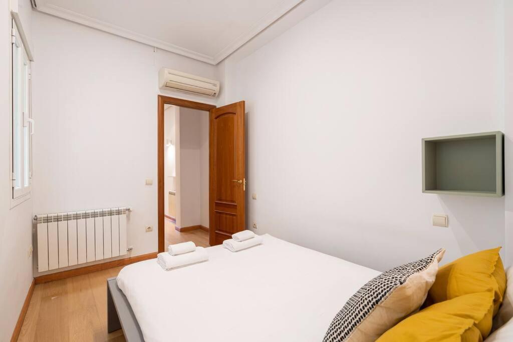 Φωτογραφία 7: Flat in Barrio de las Letras / Cervantes20