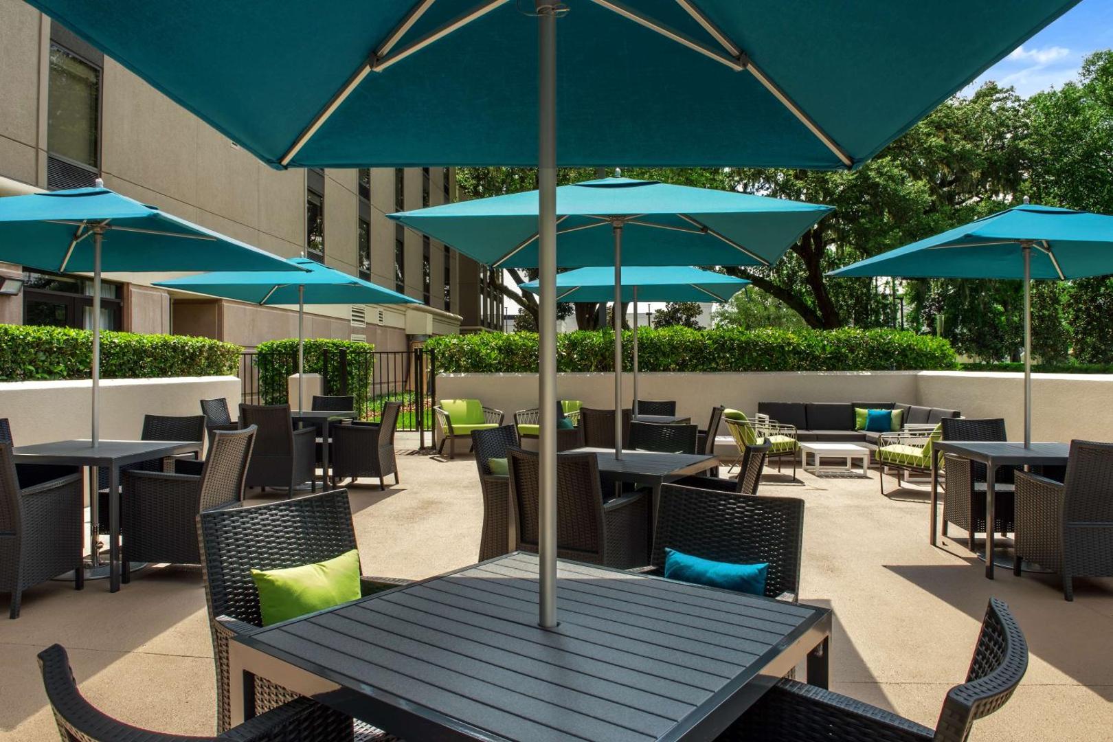 Photo 3 : Hampton Inn & Suites at Lake Mary Colonial Townpark