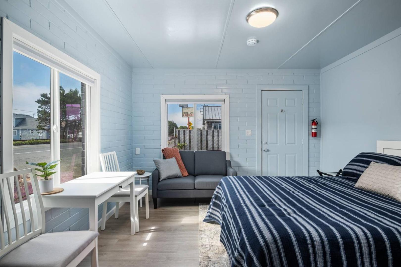 Zdjęcie 6: Cottages at Rockaway Beach Suite #1