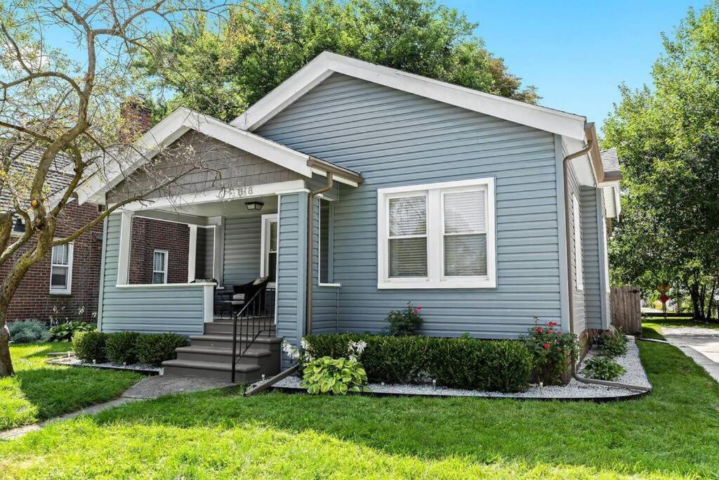 Fresh, Contemporary 2BR Home in Downtown Royal Oak photo 6
