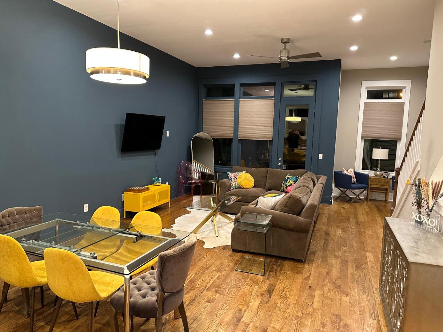 GLITZ & GUITARS I Stylish 3BR with Rooftop Hot Tub in East Nashville photo 6