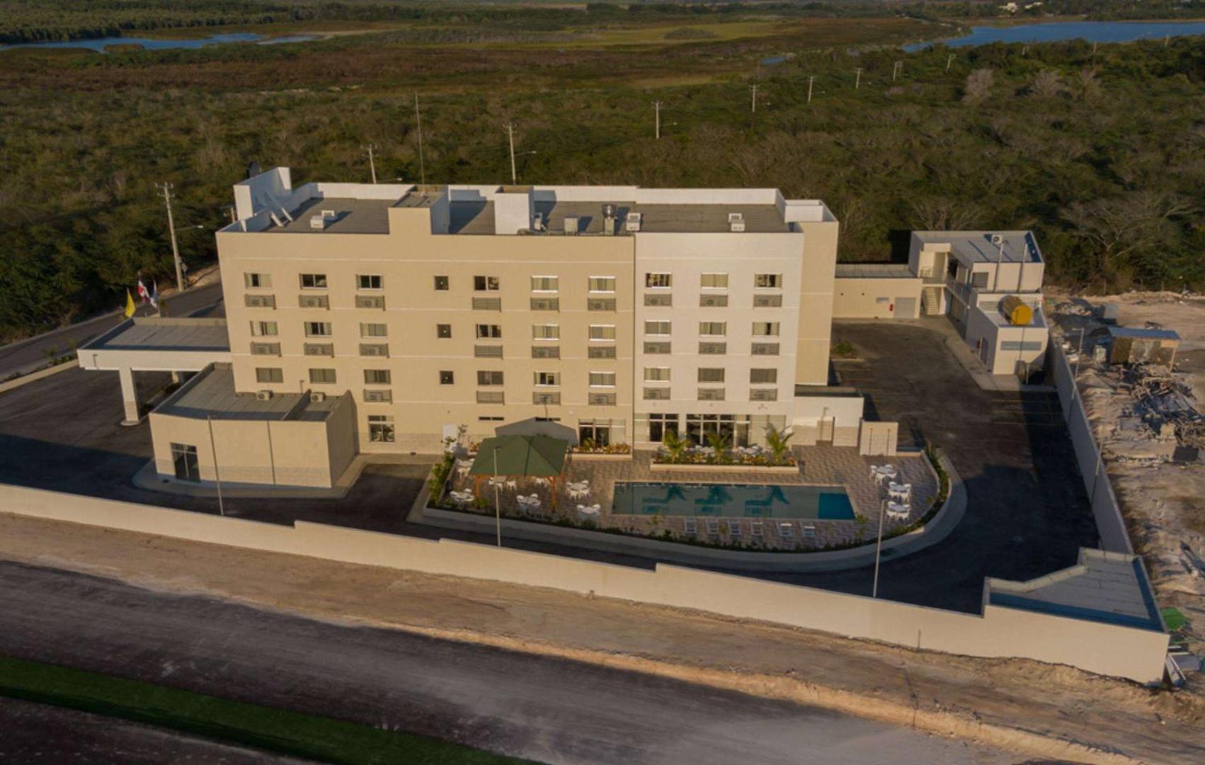 Foto 8: Super 8 by Wyndham Manzanillo