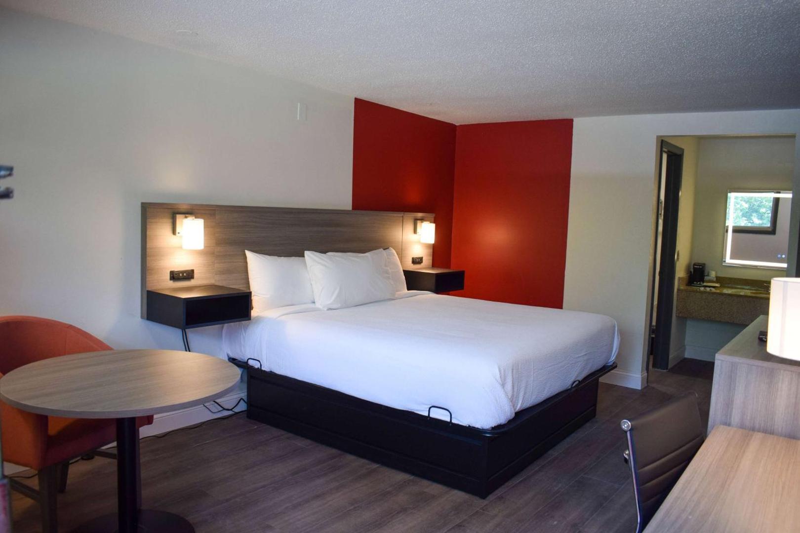 Fotografie 6: Ramada by Wyndham Cleveland Airport West