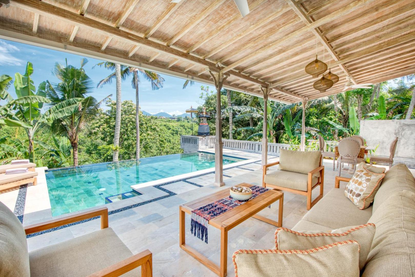 Foto 3: Quiet Luxury Paradise Fab Staff Lebah Villas Central Ubud