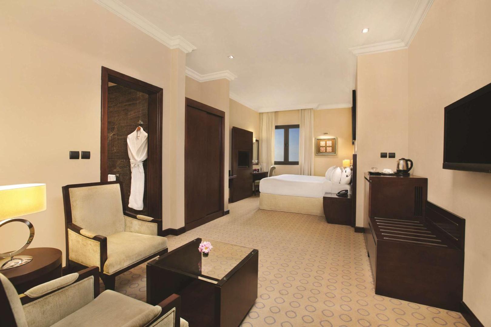 Kuva 9: DoubleTree by Hilton Dhahran