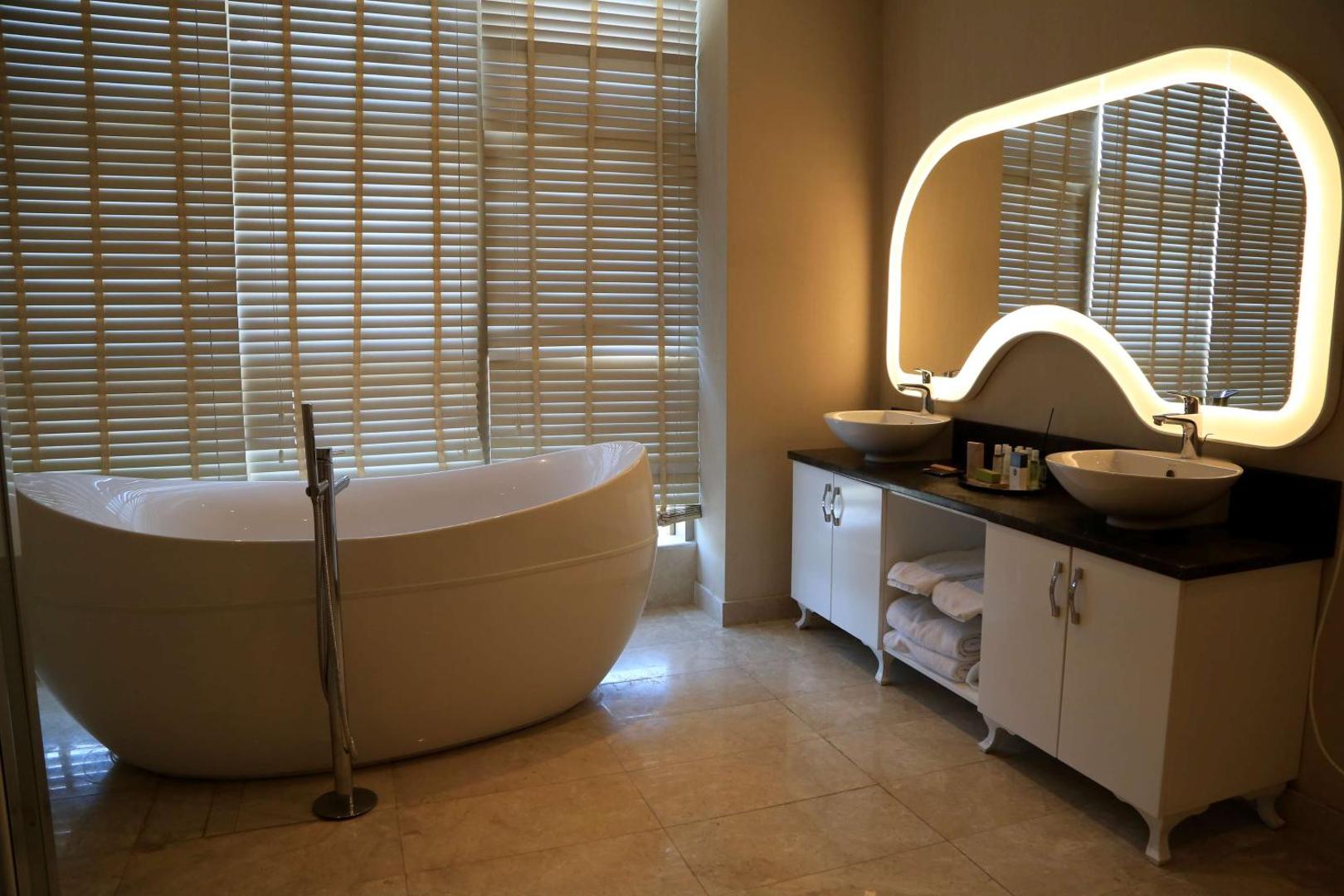 DoubleTree by Hilton Hotel Istanbul - Tuzla photo 8