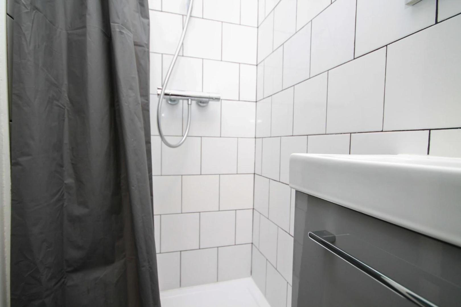 Fotografie 5: 02 - Chambre avec lit double et sdb privé Wifi