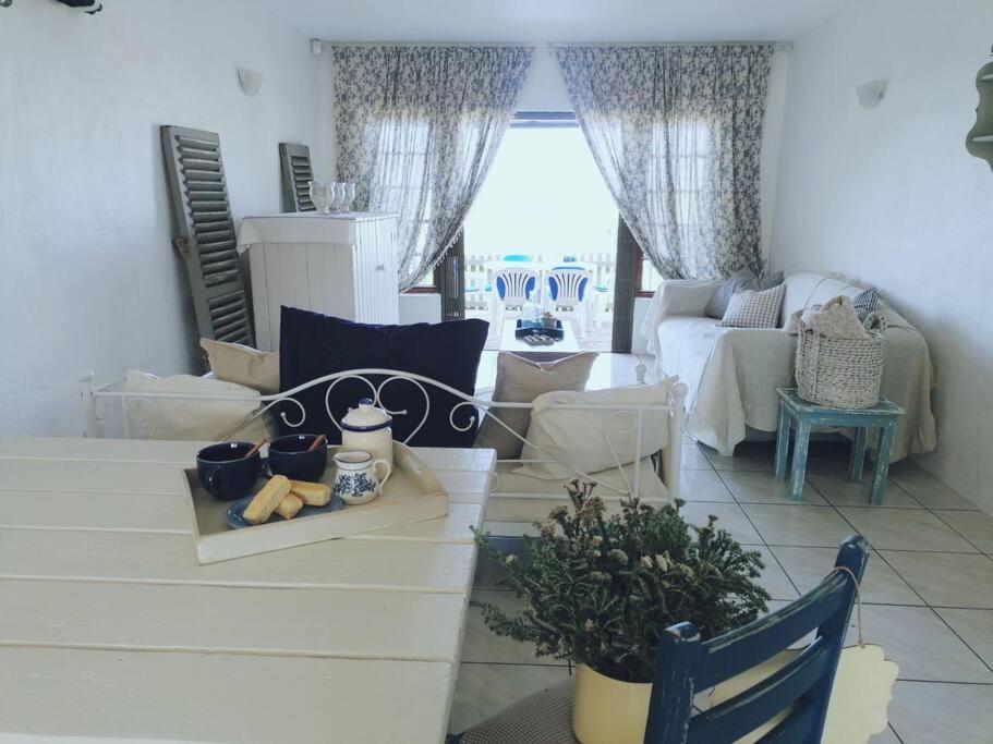 Fotografie 6: Beachfront at 22 Settler's Sands
