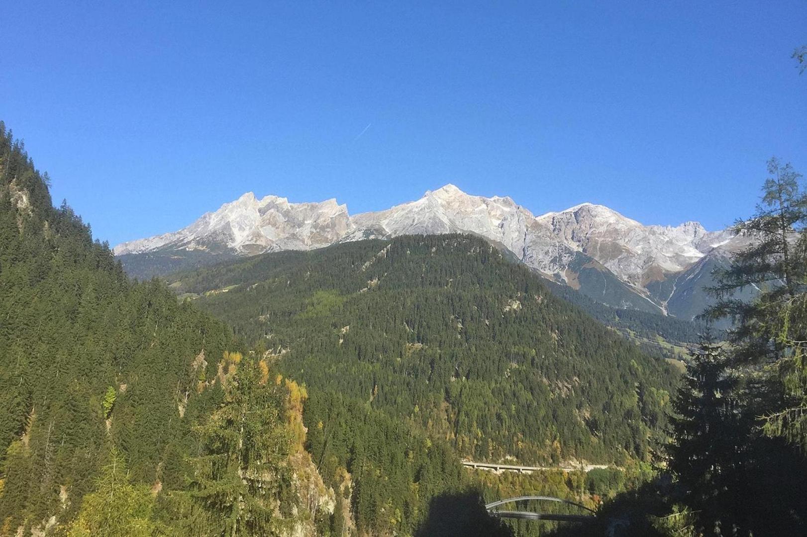 Bilde 6: Rustic Farm in Tyrol with Mountain Views