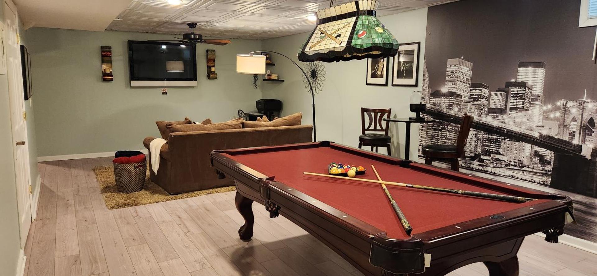 Foto 10: Comfortable, spacious, 1bdrm basement apartment, sleeps 4